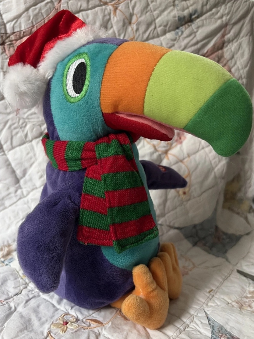 Gemmy Toucan Plush Small 6-14in Santa Hat Scarf 2010 sings “Mamacita”